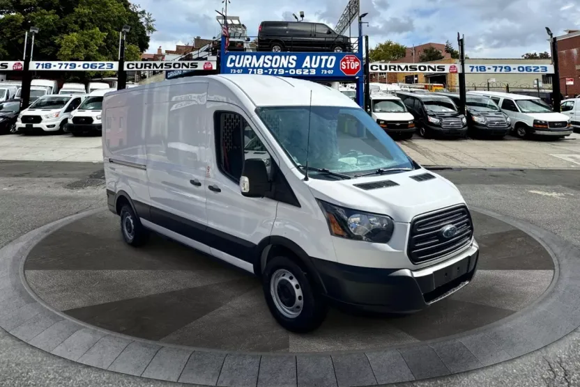 2019 Ford Transit Van photo 1