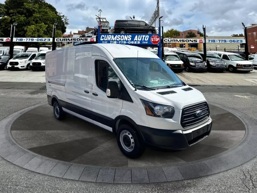 2019 Ford Transit Van photo 1