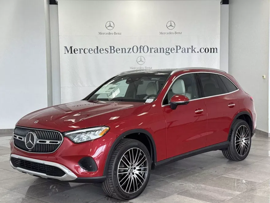 2026 Mercedes Benz GLC 300 4MATIC photo 1