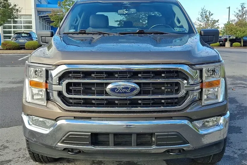 2022 Ford F-150 XLT photo 1