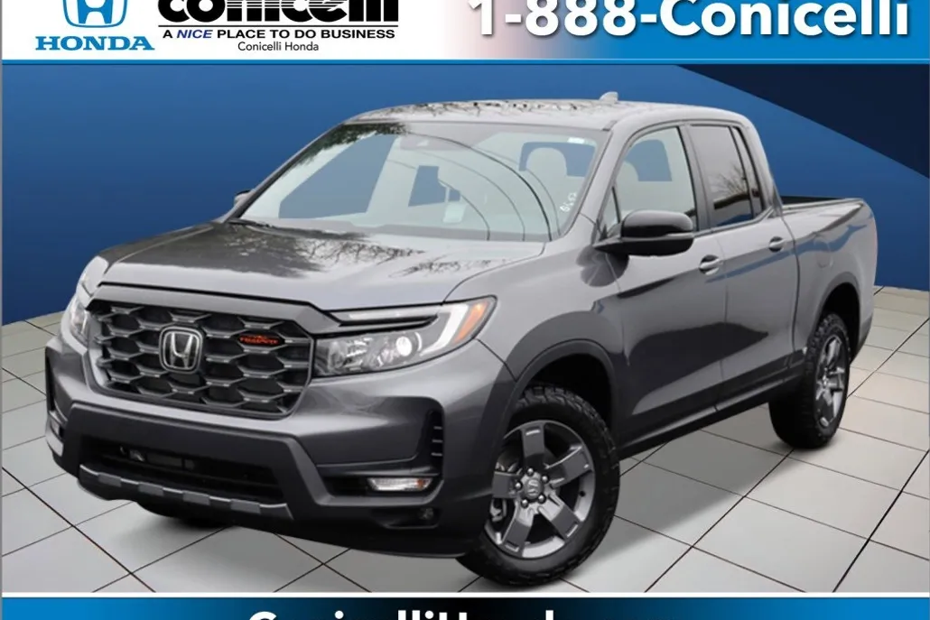 2025 Honda Ridgeline TrailSport photo 1