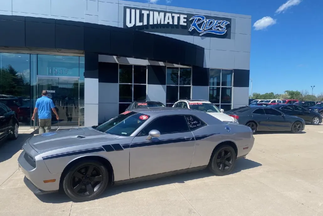 2014 Dodge Challenger R/T photo 1