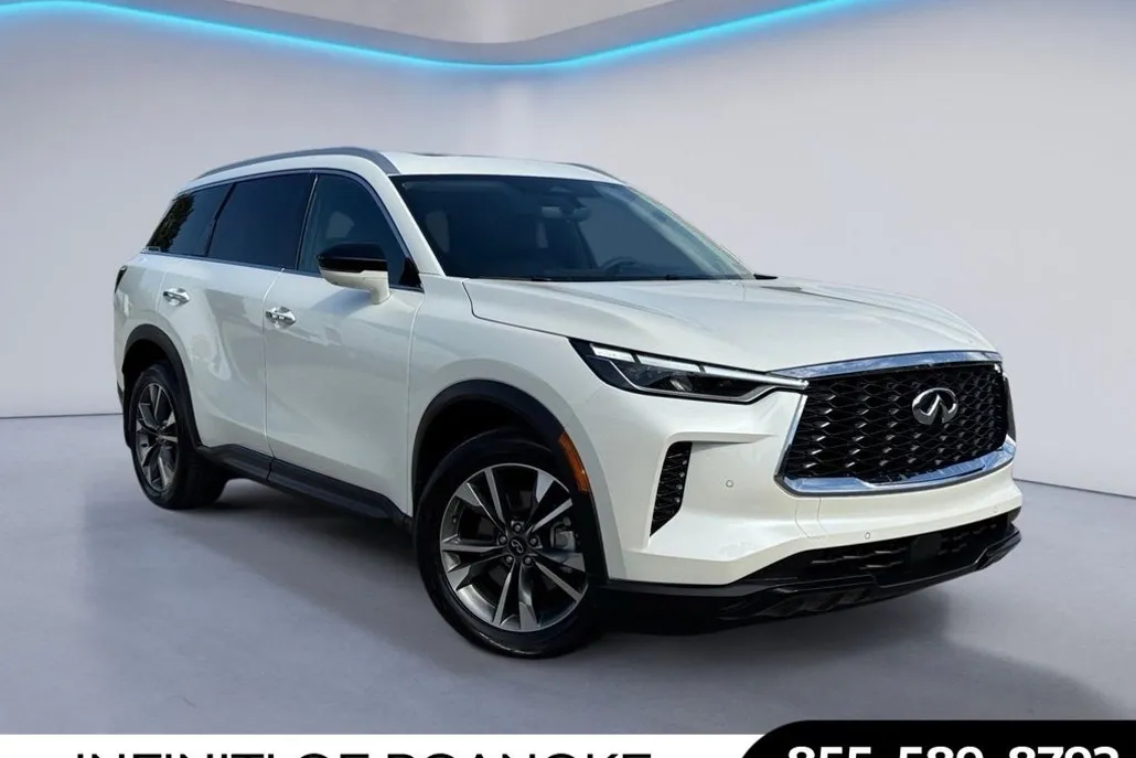 2025 Infiniti QX60 Luxe photo 1