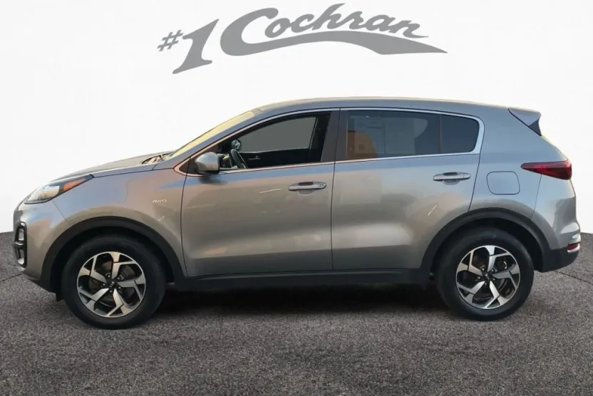 2020 Kia Sportage LX photo 1