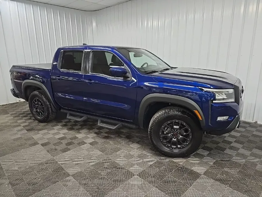 2022 Nissan Frontier PRO-4X photo 1