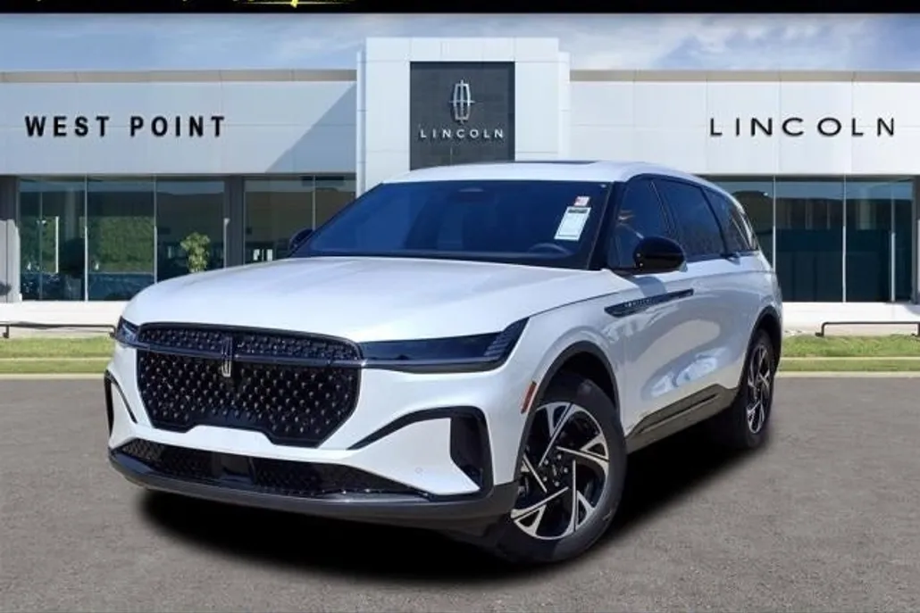 2025 Lincoln Nautilus Premiere photo 1