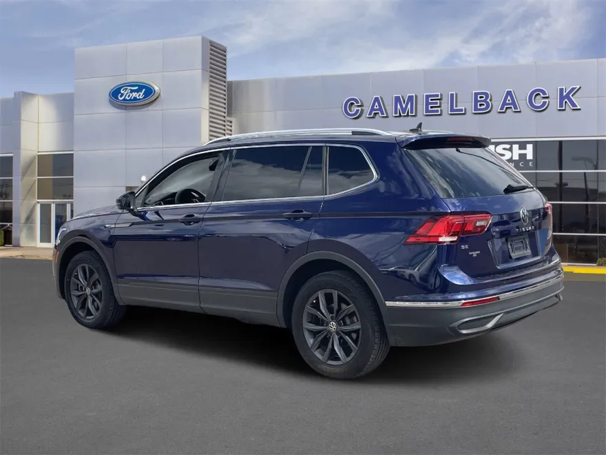 2022 Volkswagen Tiguan SE photo 1