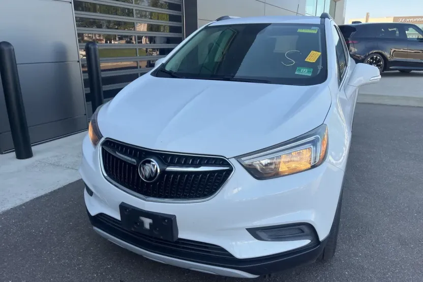 2019 Buick Encore Preferred photo 1