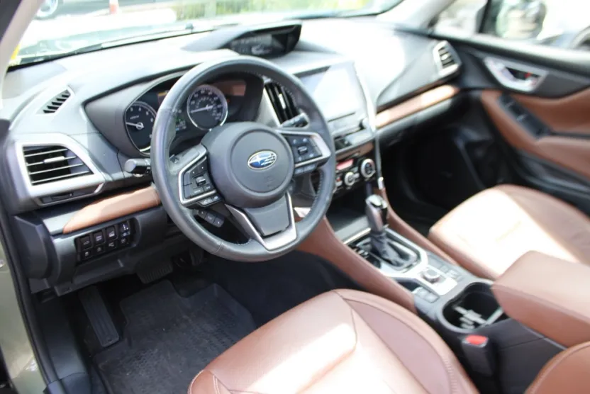 2021 Subaru Forester Touring photo 1