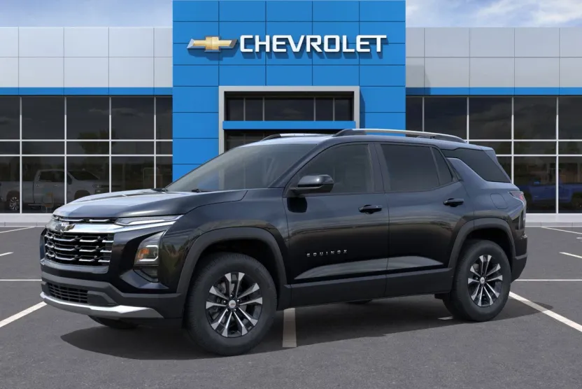 2026 Chevrolet Equinox LT photo 1