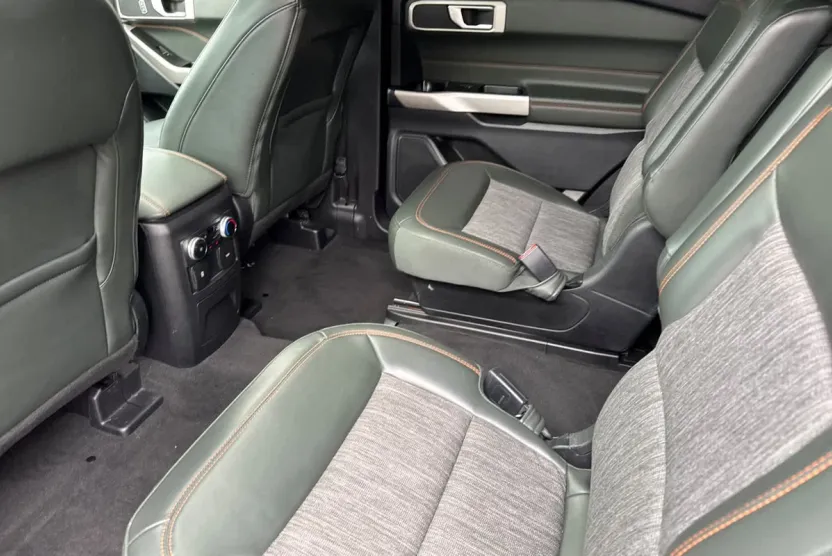 2022 Ford Explorer Timberline photo 1