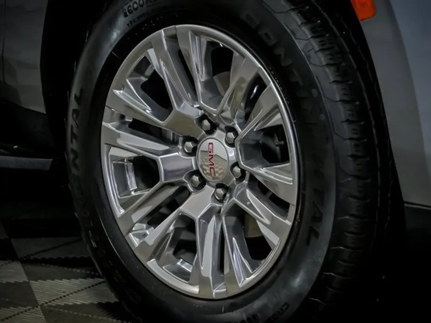 2023 Gmc Yukon Denali photo 1