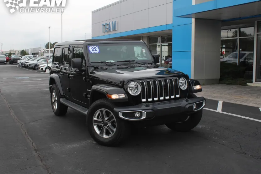 2022 Jeep Wrangler Unlimited Sahara photo 1