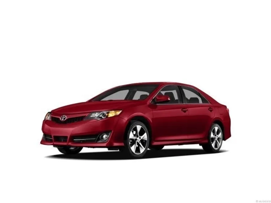 2012 Toyota Camry SE photo 1
