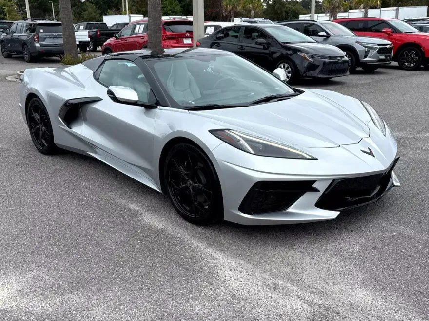 2020 Chevrolet Corvette Stingray 2LT photo 1