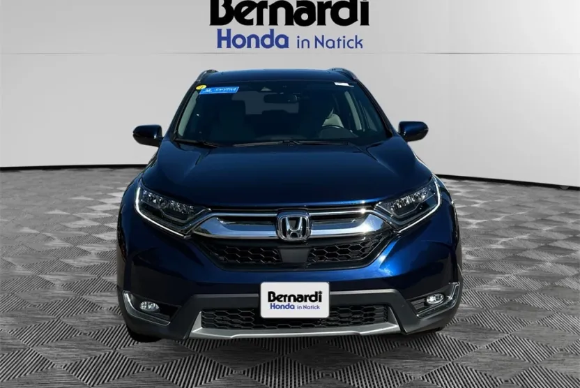 2018 Honda CR-V Touring photo 1