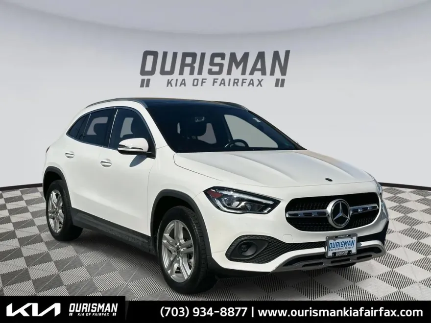 2022 Mercedes Benz GLA 250 4MATIC photo 1