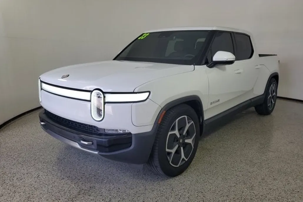 2023 Rivian R1T Adventure photo 1