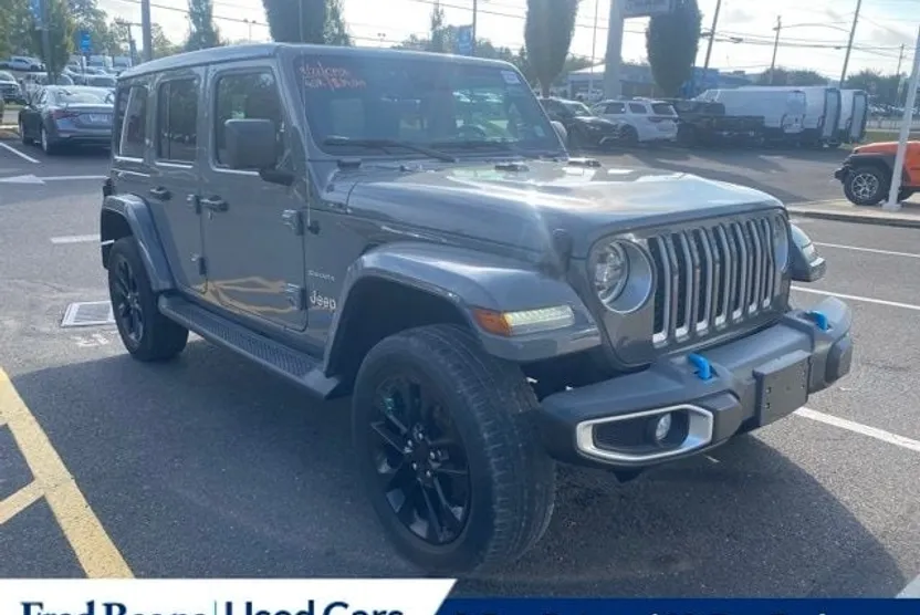 2022 Jeep Wrangler Unlimited Sahara 4xe photo 1