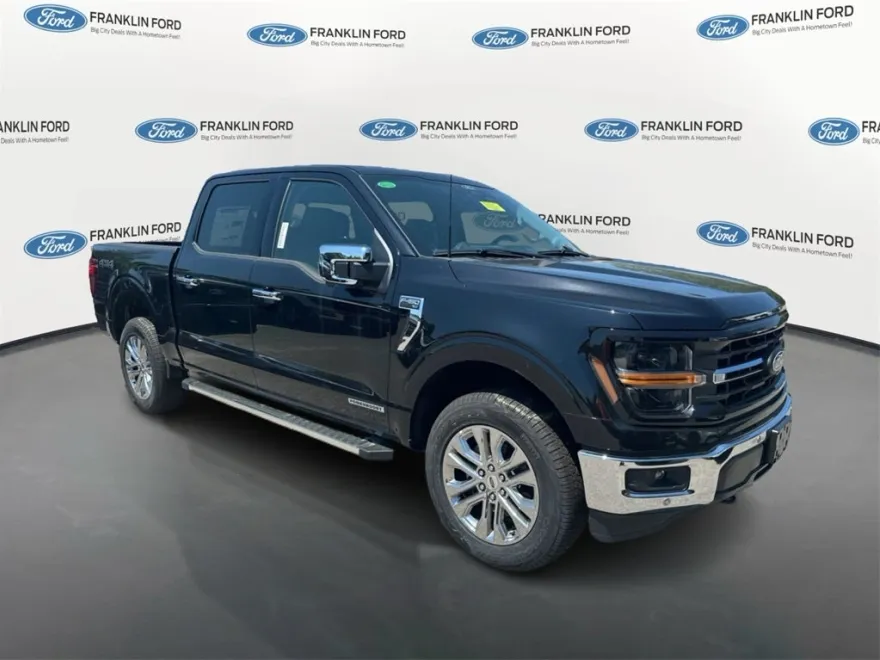 2025 Ford F-150 XLT photo 1