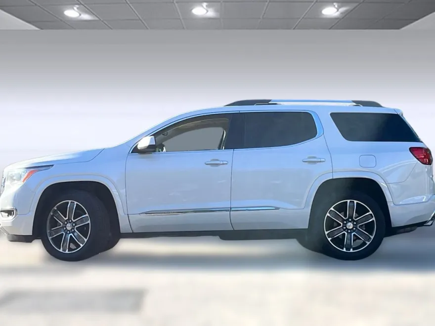 2018 Gmc Acadia Denali photo 1