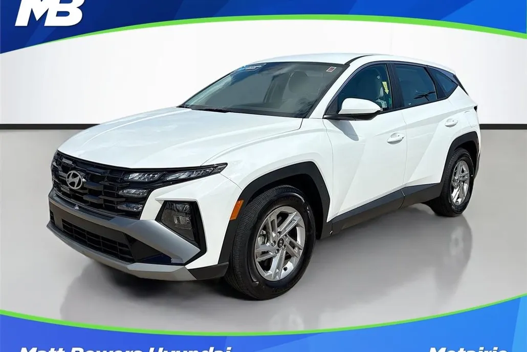 2025 Hyundai Tucson SE photo 1