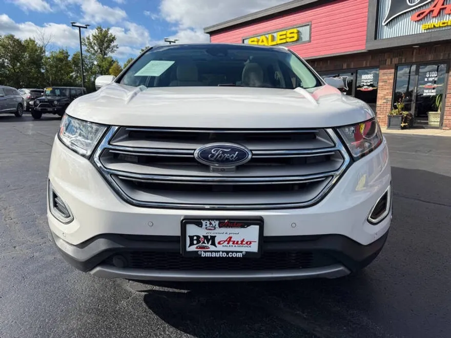 2017 Ford Edge Titanium photo 1