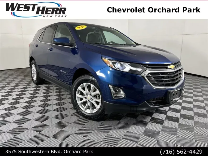 2019 Chevrolet Equinox LT photo 1