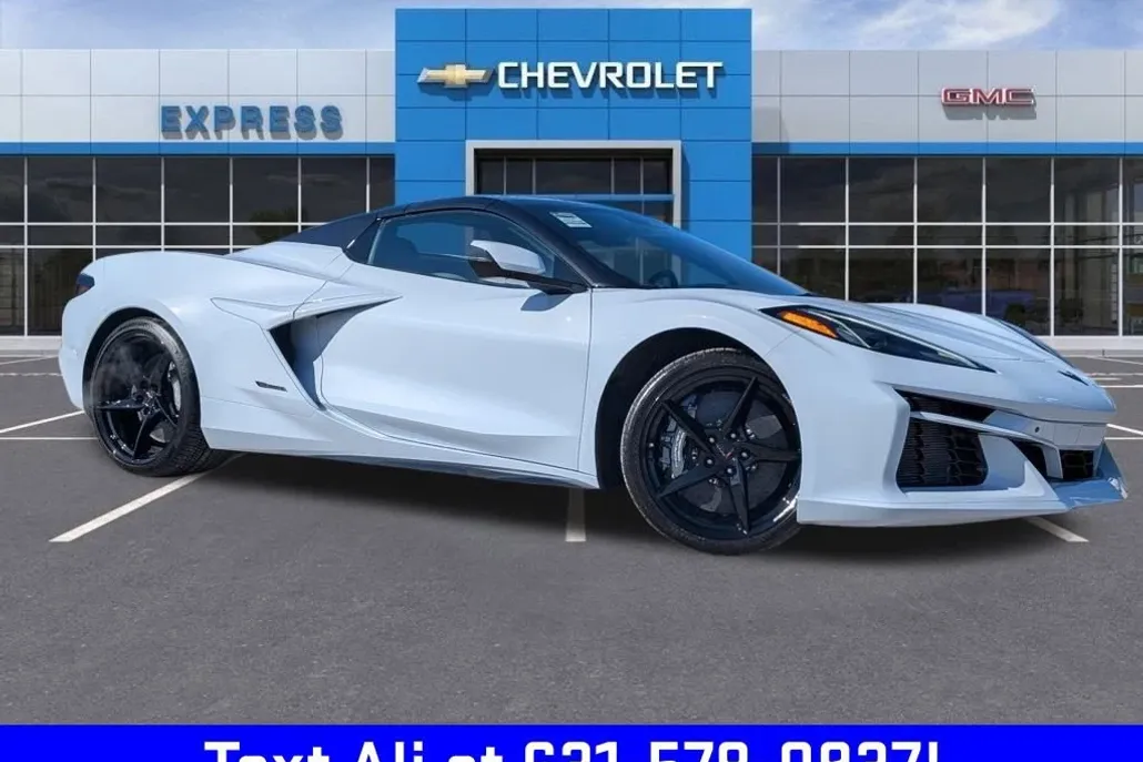 2024 Chevrolet Corvette E-Ray 3LZ photo 1