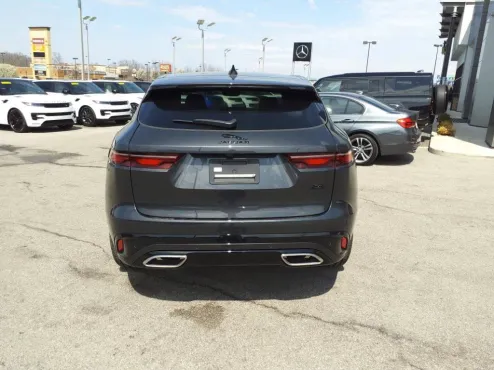 2026 Jaguar F-PACE P400 R-Dynamic S photo 4