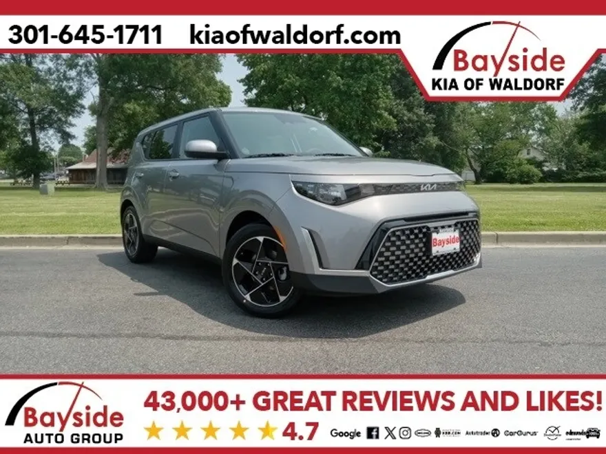 2025 Kia Soul EX photo 1