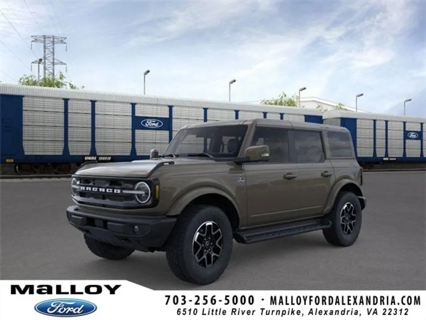 2025 Ford Bronco Outer Banks photo 1
