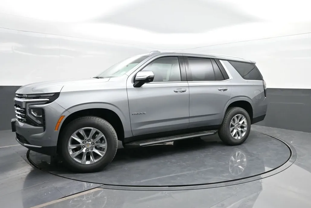 2025 Chevrolet Tahoe Premier photo 1