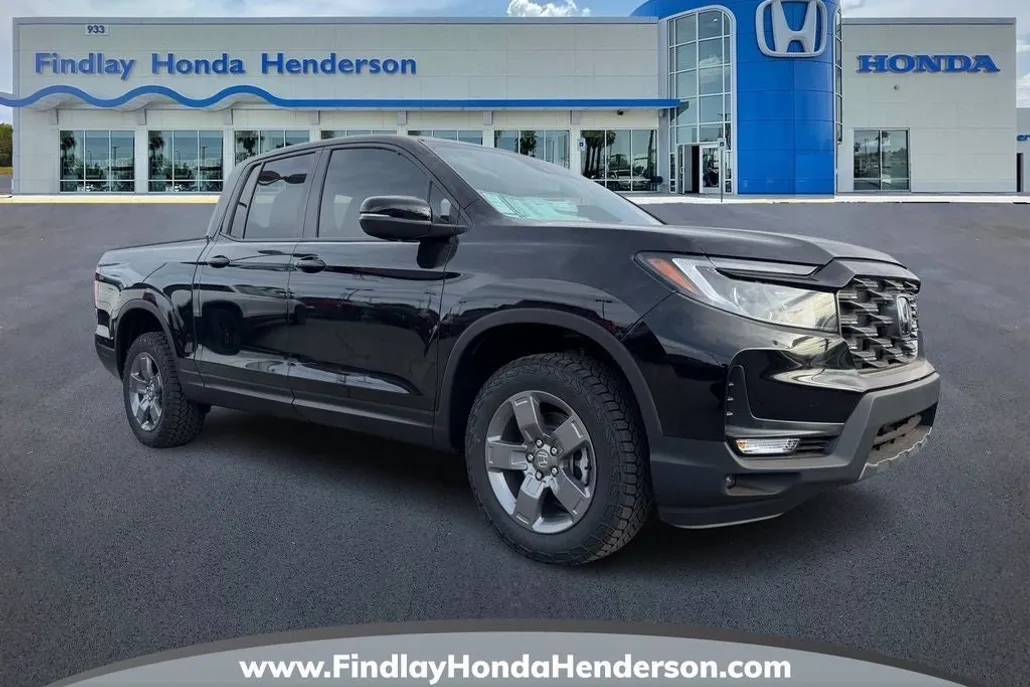 2025 Honda Ridgeline TrailSport photo 1