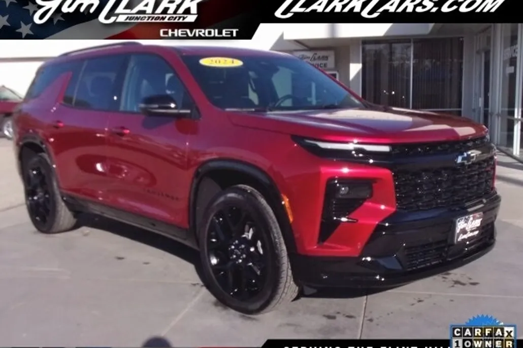 2024 Chevrolet Traverse RS photo 1
