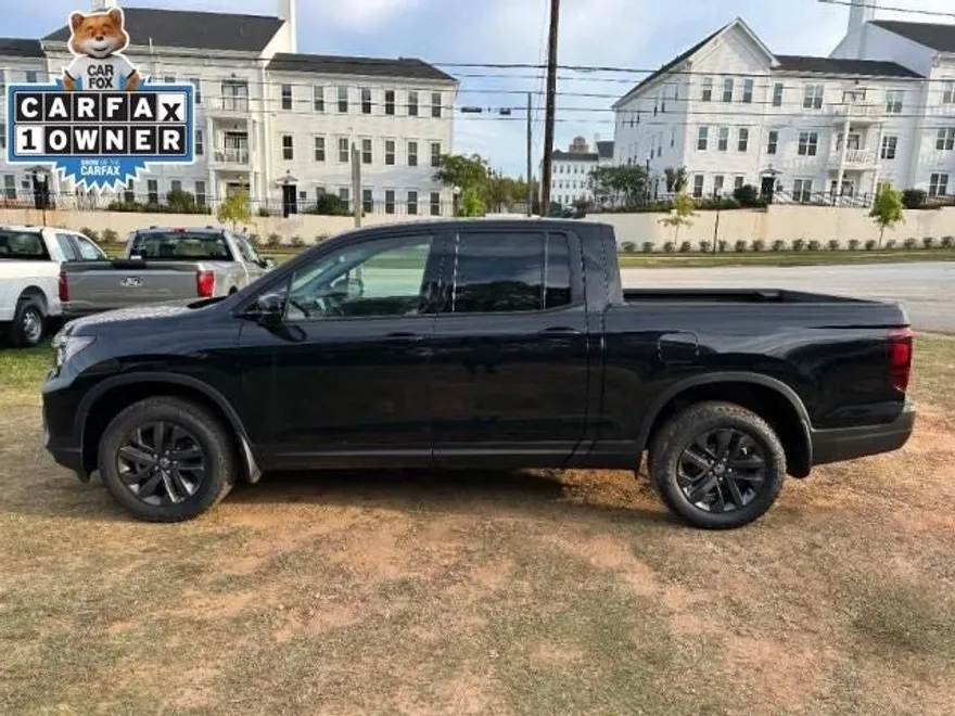 2024 Honda Ridgeline Sport photo 1