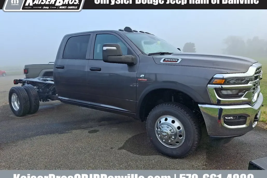 2025 Ram 3500 Tradesman Big Horn photo 1