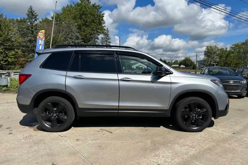 2019 Honda Passport Elite photo 1