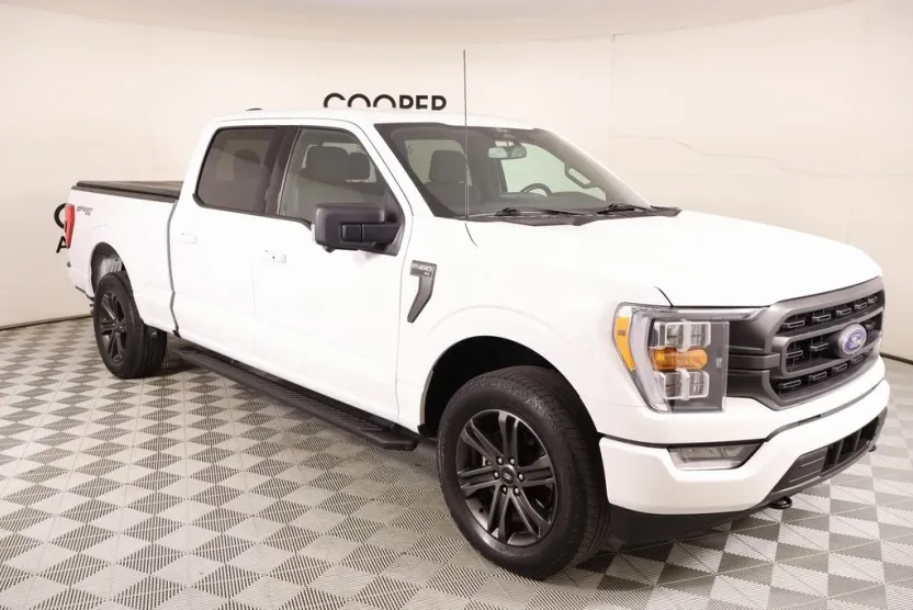2022 Ford F-150 XLT photo 1