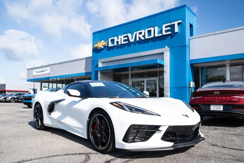 2021 Chevrolet Corvette Stingray 2LT photo 1