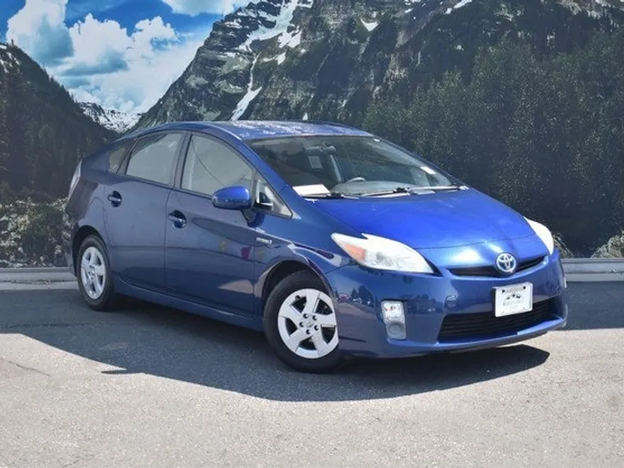 2011 Toyota Prius Two photo 1