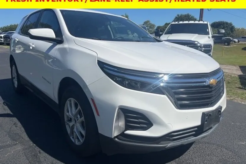2024 Chevrolet Equinox LT photo 1