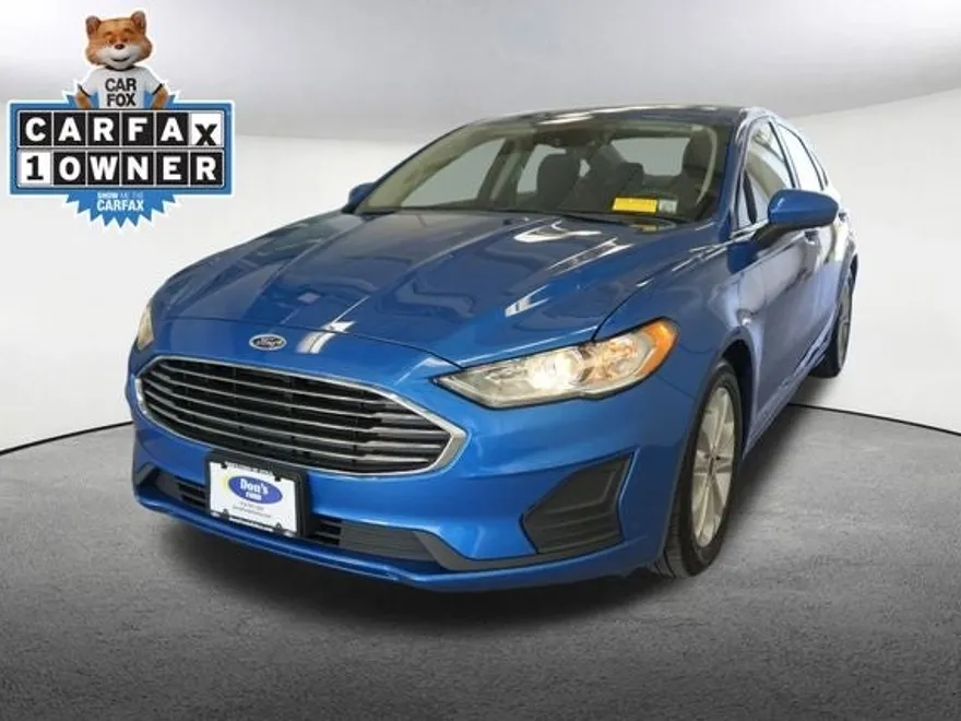 2020 Ford Fusion SE photo 1