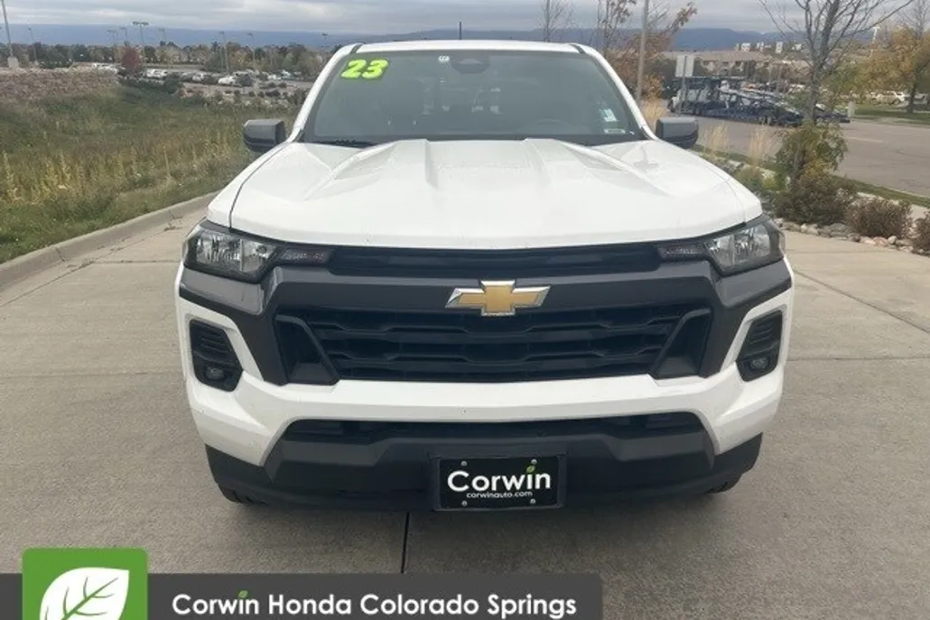 2023 Chevrolet Colorado LT photo 1