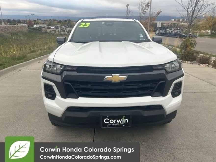 2023 Chevrolet Colorado LT photo 1