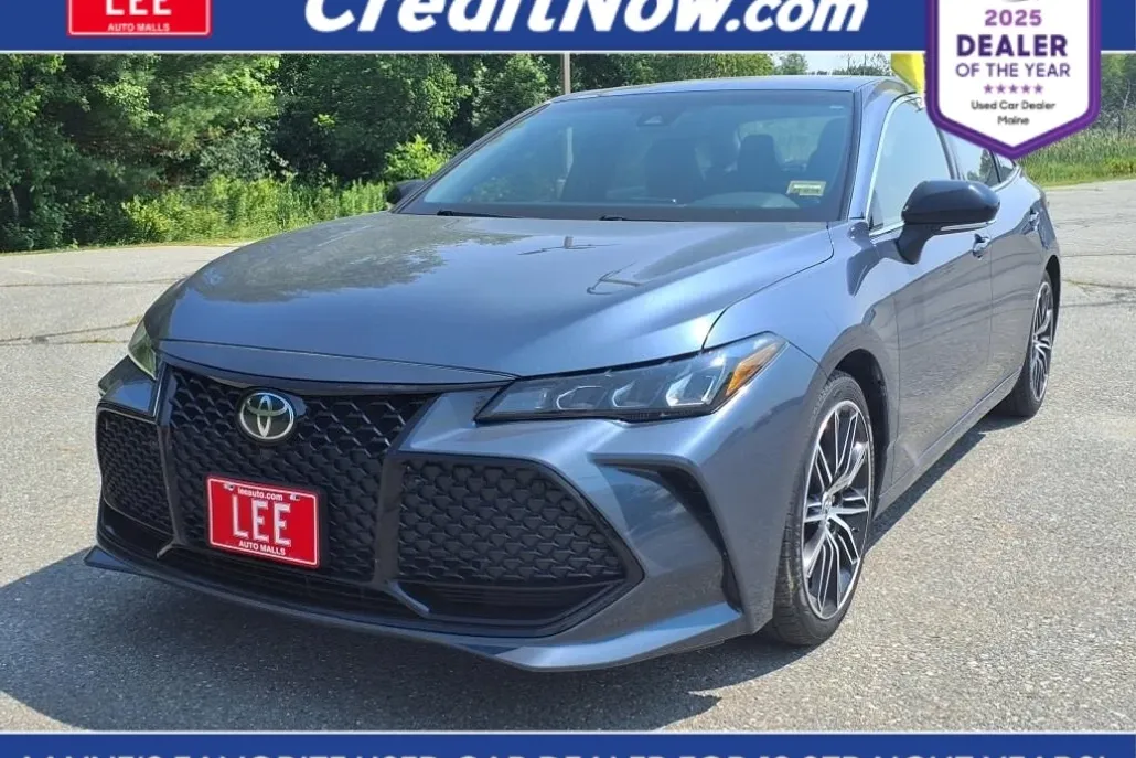 2019 Toyota Avalon XSE photo 1