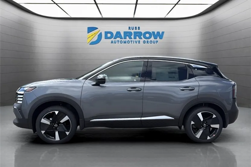 2025 Nissan Kicks SR photo 1