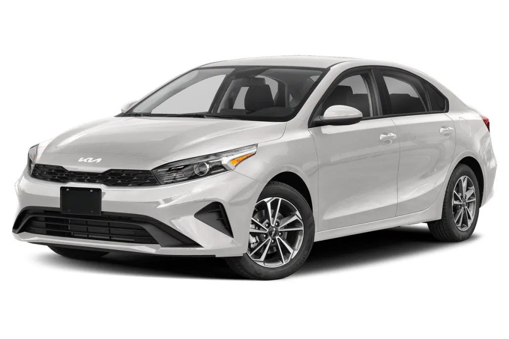 2022 Kia Forte LXS photo 1