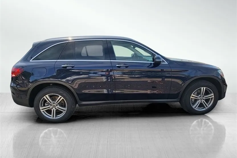 2022 Mercedes Benz GLC 300 4MATIC photo 1
