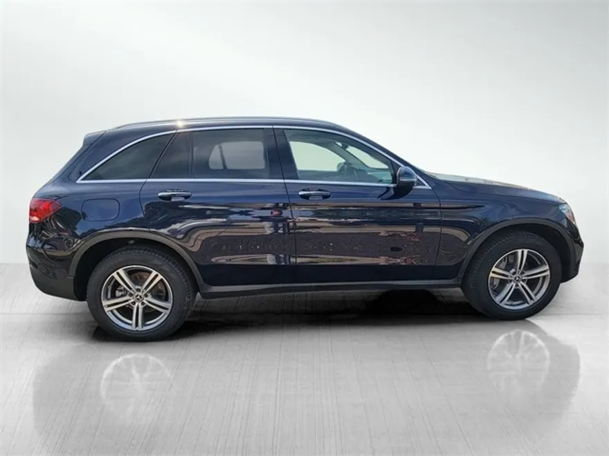 2022 Mercedes Benz GLC 300 4MATIC photo 1